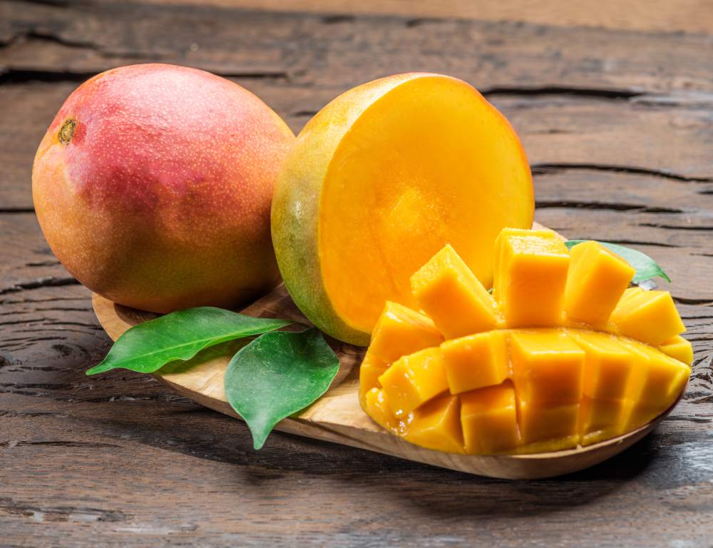 3. Mango. 
Sin contener mucha azúcar, esta fruta prepara con yogurt griego puede dar un buen resultado a la hora de conciliar el sueño y a la salud.  
Foto: laprensa.hn